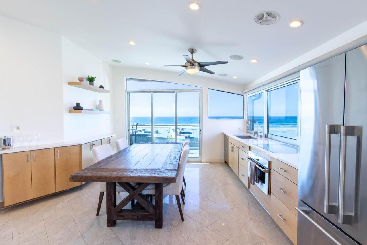 Ocean View, Two-Level Condo With Stunning View, Decks, Fast Wifi & Fireplace San Diego Exterior photo